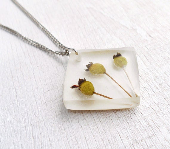 Pressed Flower Necklace - preserved nature - handmade flower jewelry