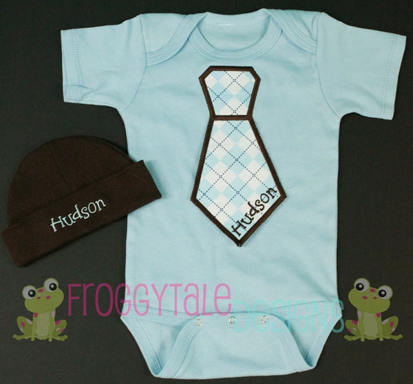 PERSONALIZED Boys Flapping Tie Blue Bodysuit Onesie and Chocolate Beanie Cap in Blue Argyle COMING HOME Outfit for Little Baby Boys - Custom