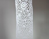 Paper-cut Scherenschnitte Antique Flower Lace Strip  in White