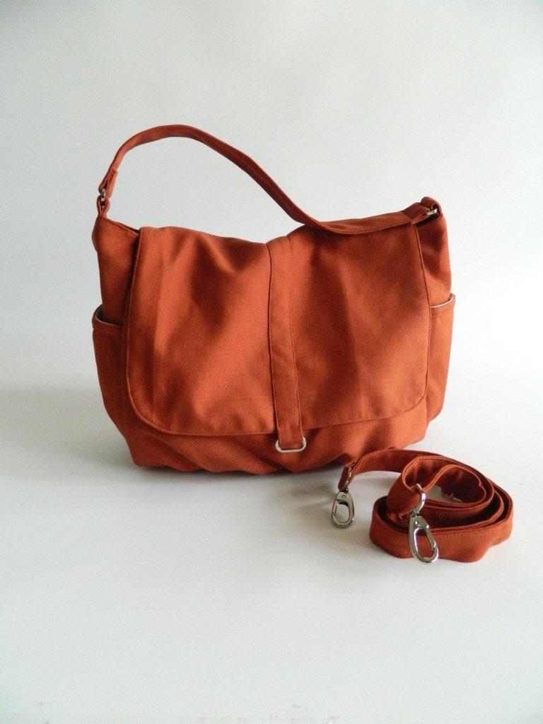 SALE - 10% OFF - Daniel in Pumpkin  // Shoulder bag / Messenger / tote / Diaper bag / Handbag / For Her / new Mom / Women