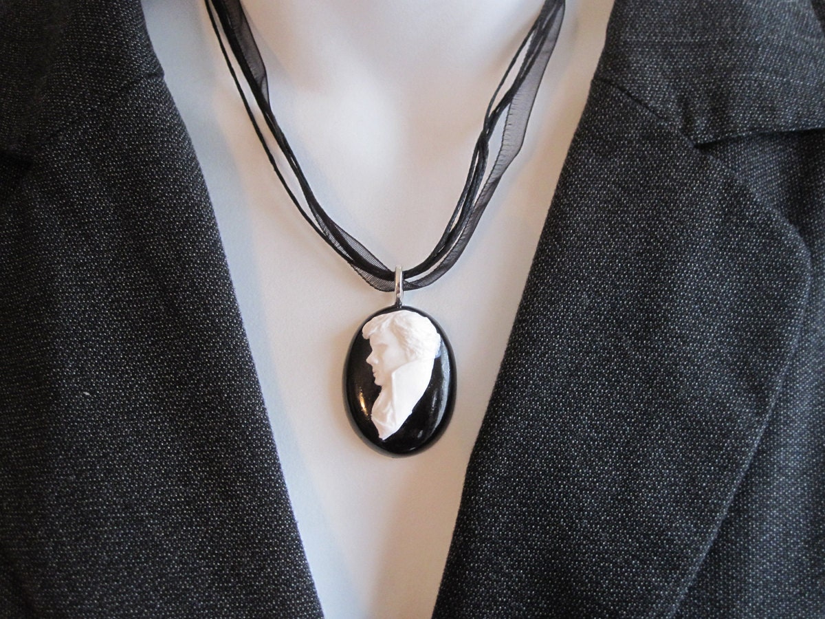 Sherlock Cameo Necklace - BBC Sherlock