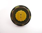 Unusual ring, handmade jewelry, yellow wooden flower button ring, art to wear, cocktail ring - Mixed media jewelry by Lespetitsbuttons