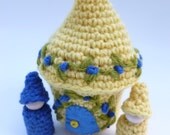 Wee cottage with peg dolls