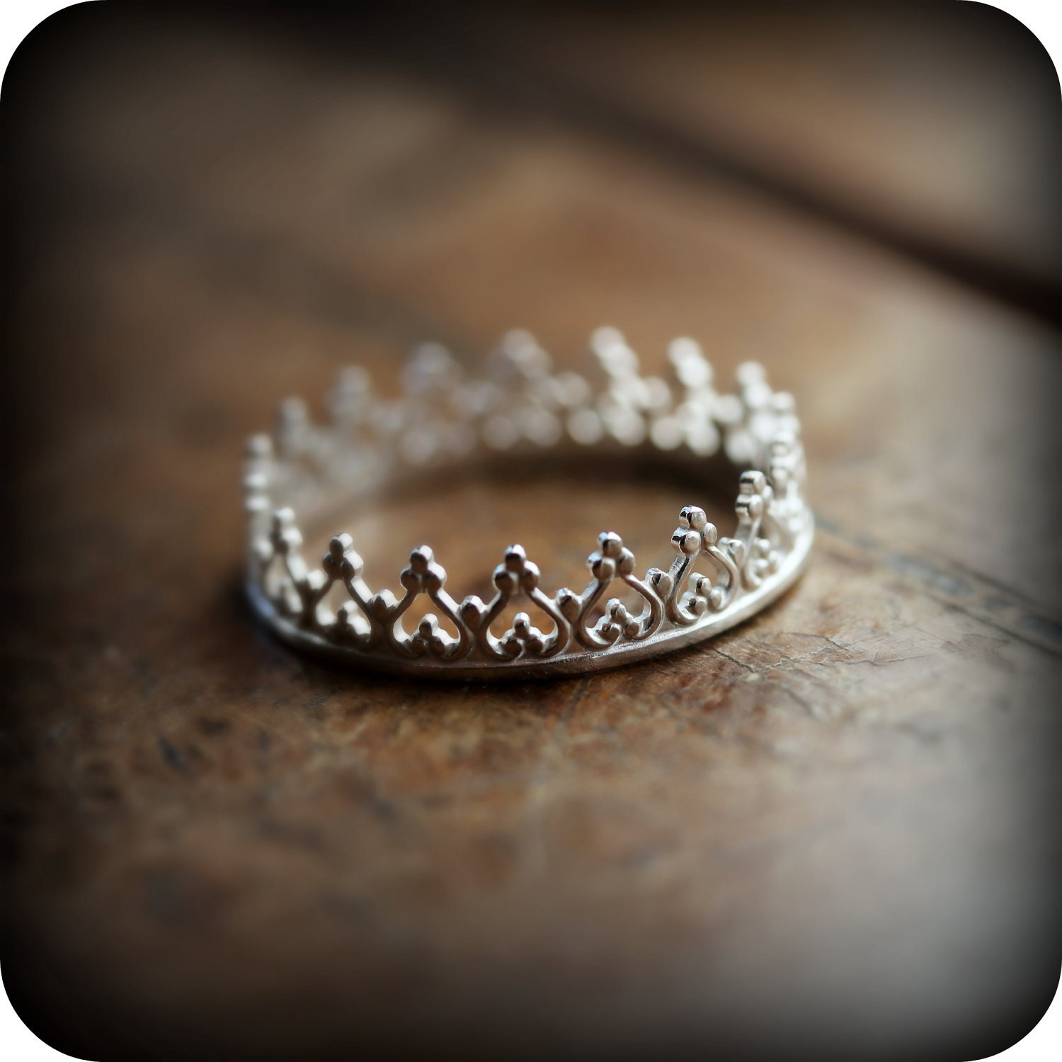 Crown ring 01 - sterling silver ring (As seen on Regretsy, haha)