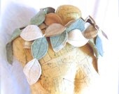 Leafy Garland Skinny Scarf repurposed WOOLS soft beige and greens