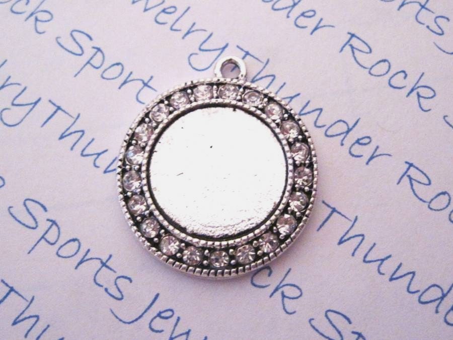 3 Antique Silver Plated Pendant Blanks with 16mm Crystal Frame Cabochon Bezels for Photo and Art Jewelry and 3 Ultra Clear Glass Cabs