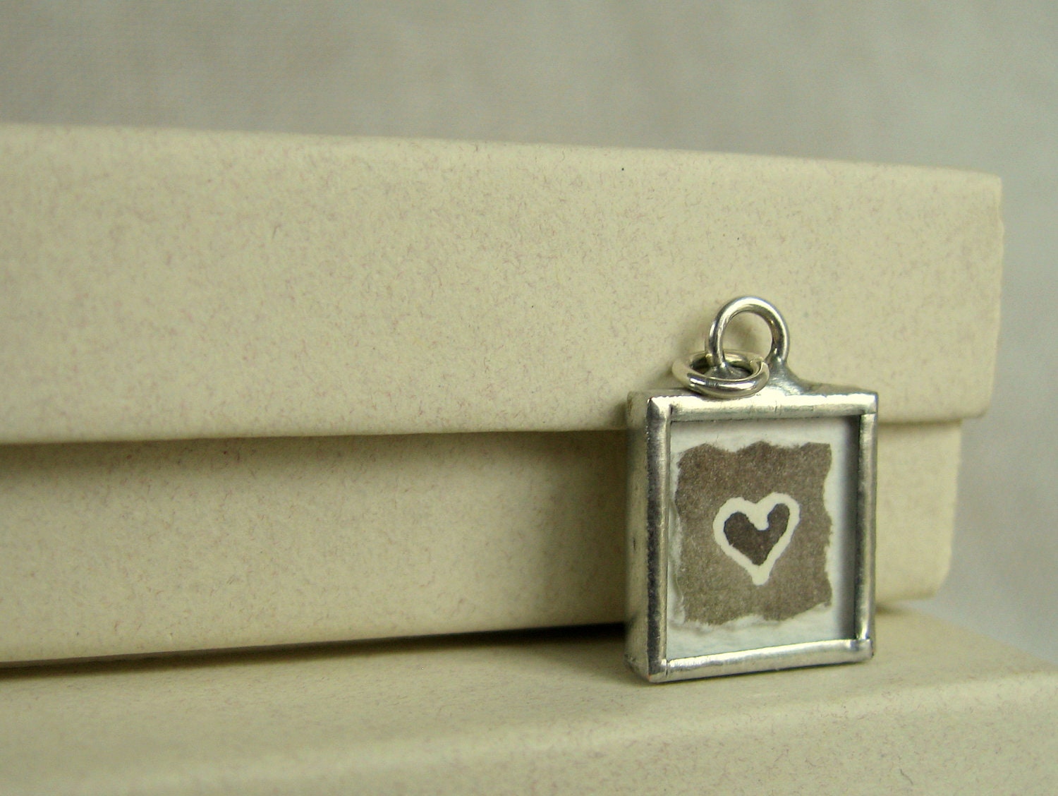 spring sale - xoxor heart pendant
