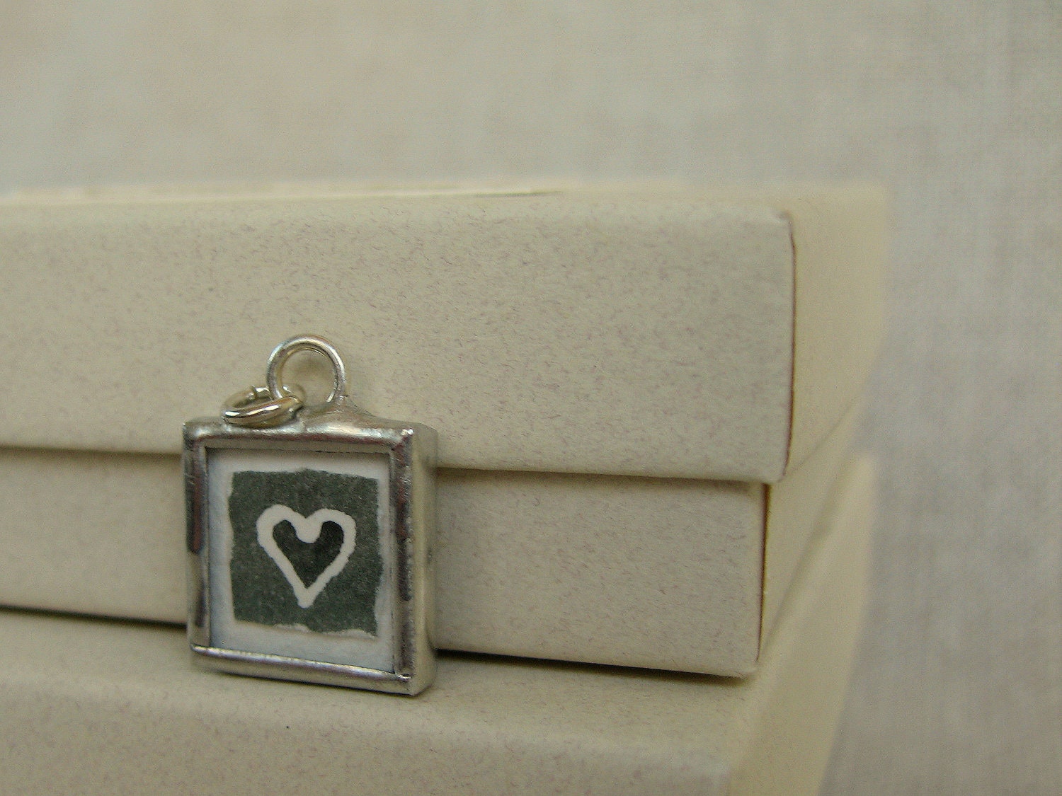 tiny sweet heart pendant