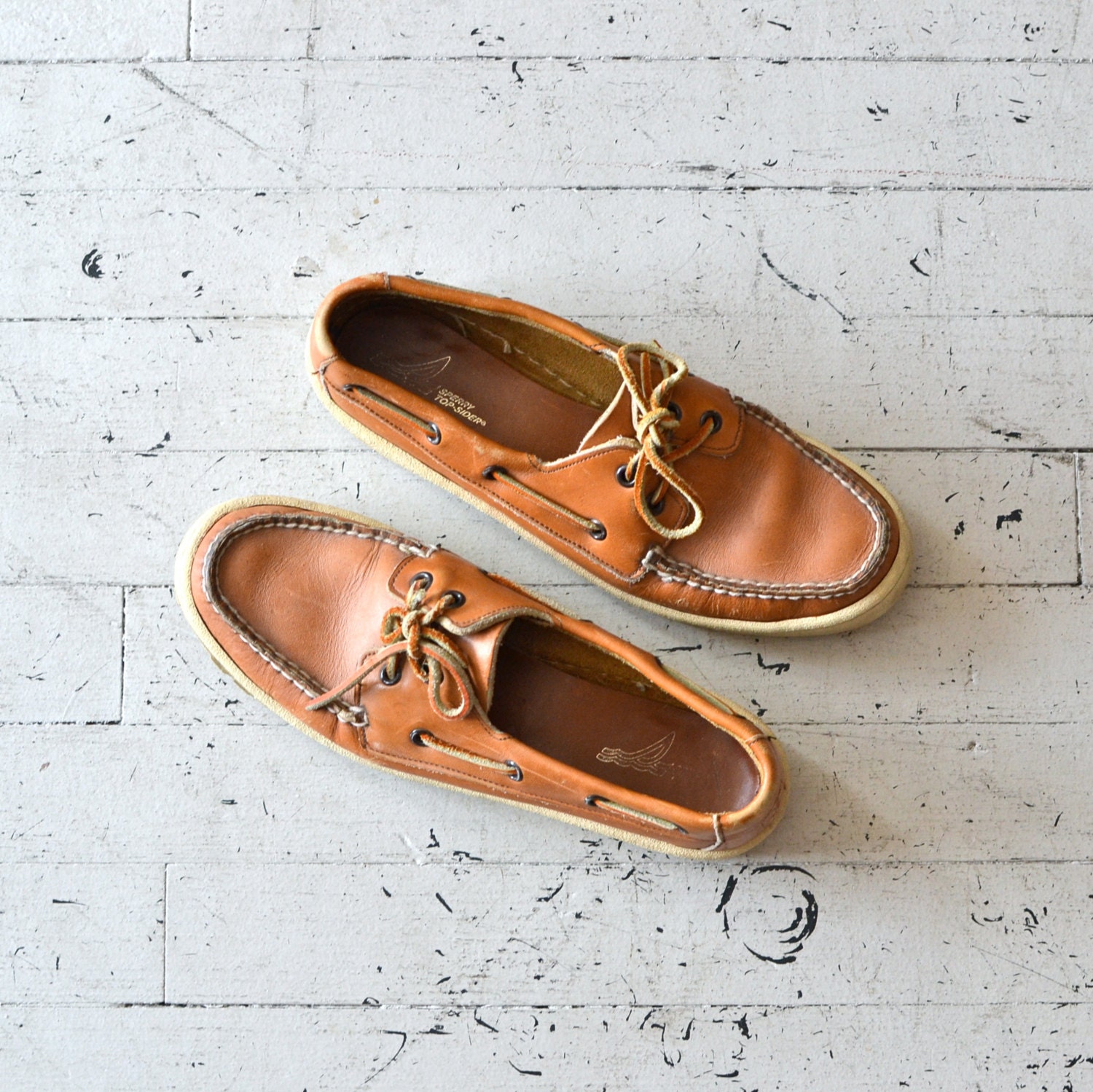 leather deck shoes / leather topsiders / Sperry oxfords