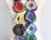 Floral Fall - Contrast - Crochet Multicolor Flowers Wreath Scarf