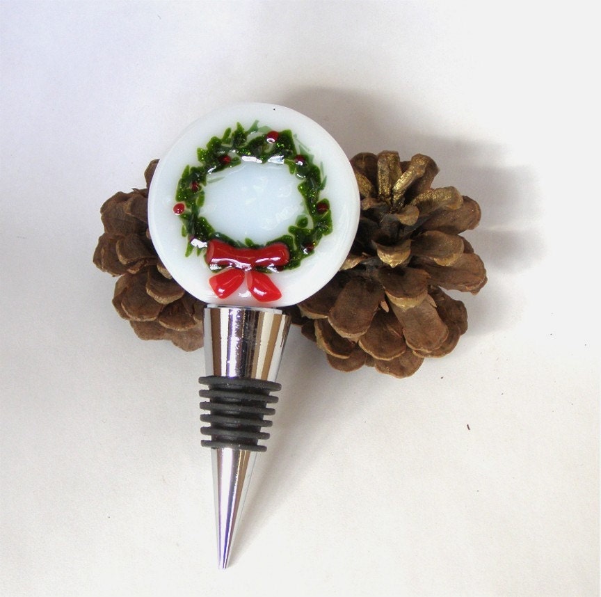 Christmas Wine Bottle Stopper - Fused Glass Bottle Stopper - Wreath - Christmas Gift
