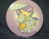 Gear Kimono Girl Button