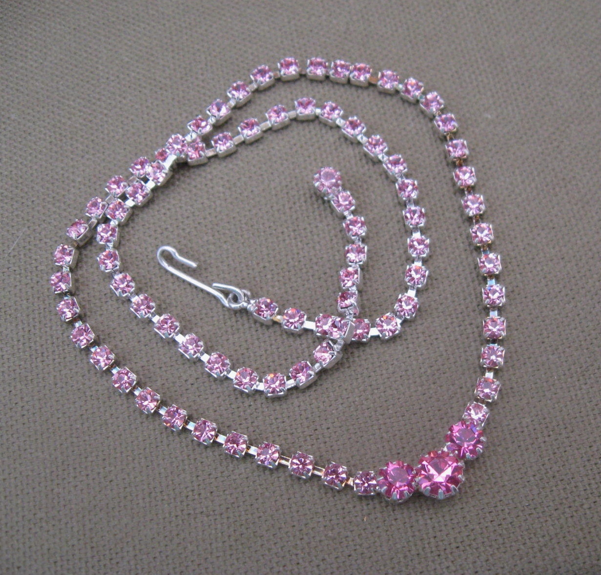 Pink Rhinestone Single Strand Choker Necklace