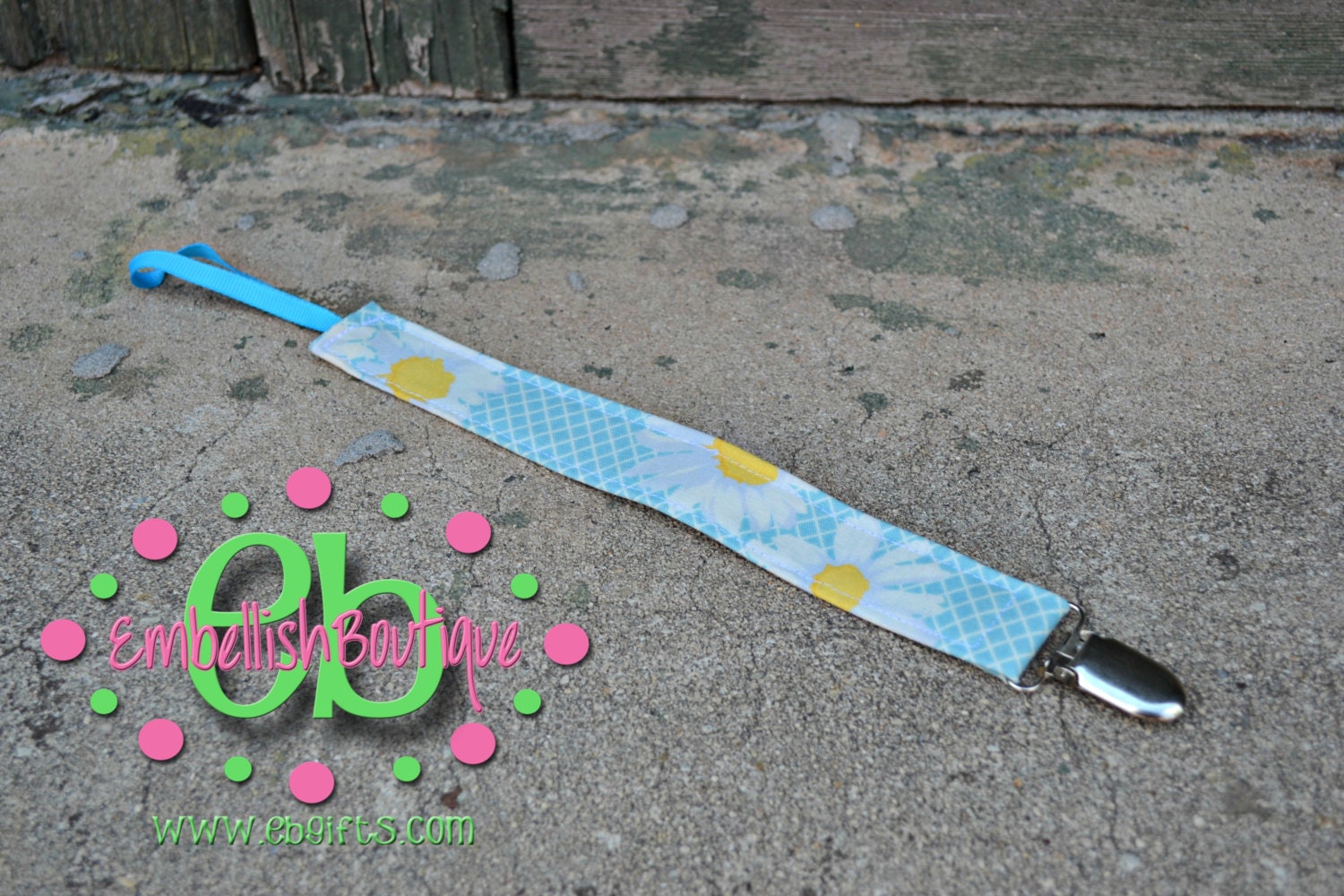 Flowered Patterned Pacifier Holder