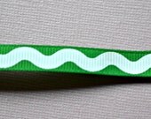 Merry Christmas ric rac on emerald green 3/8" grosgrain ribbon Christmas Il_170x135