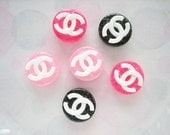 6pcs - Cute Quilted Circle White Logo Decoden Cabochon (19mm) LG10015