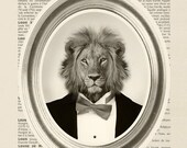 Lion King Portrait - safari poster - french book page- animals safari jungle paper dictionary book page 8x10 poster art print