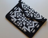 Black & White 13 " Macbook Pro Laptop Cover case sleeve - Wool Native American print fabric - VELCRO CLOSURE