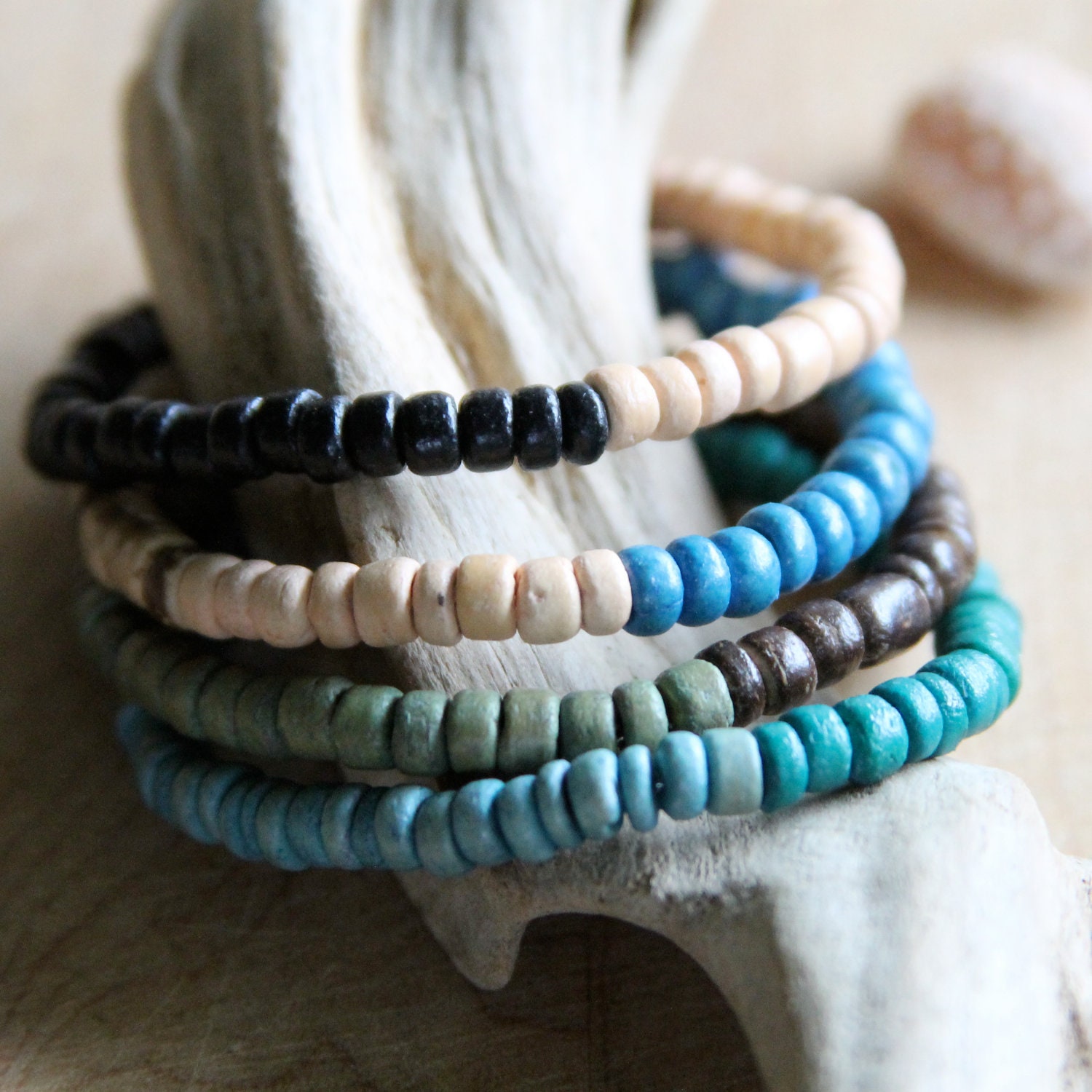 Small Stretch Coconut Bracelet Set