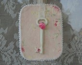 Romantic Valentine Ornament, Key To My Heart Shabby Chic