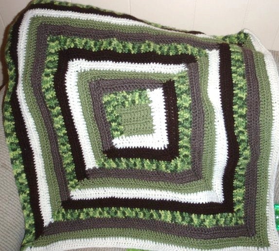 Log Cabin Pattern Crochet Baby Blanket