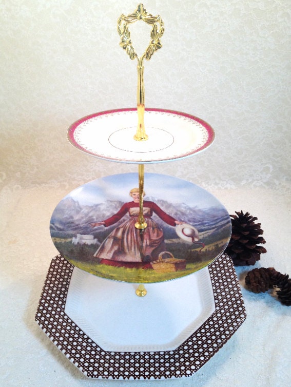 Salzberg Sweetheart 3 Tier Cake Stand