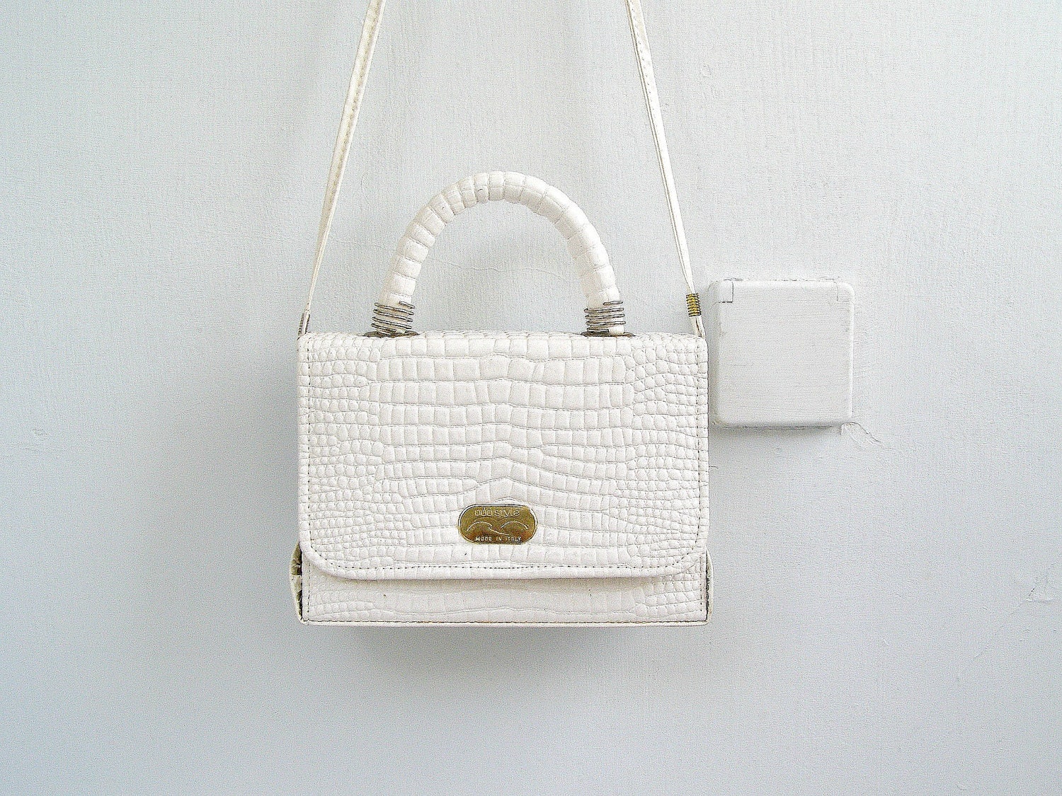 Vintage white Italian Handbag, 60s mid century Vinyl retro bag, mad men fashion accessory, Christmas gift, winter, casual wallet