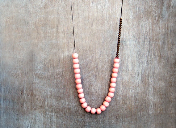 Wooden  Geometric Necklace Pale pink