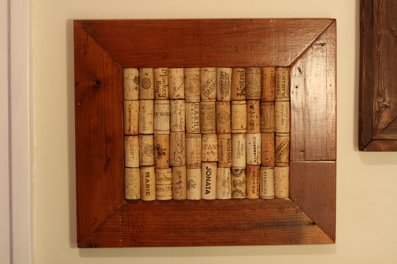 Upcycled Wine Cork Board - Chestnut brown