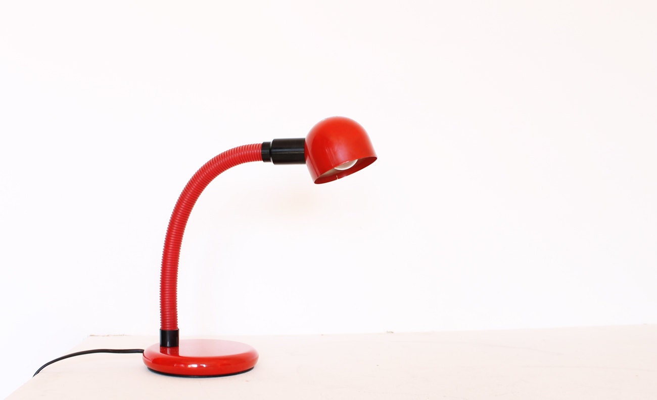 Vintage 80s adjustable red table lamp