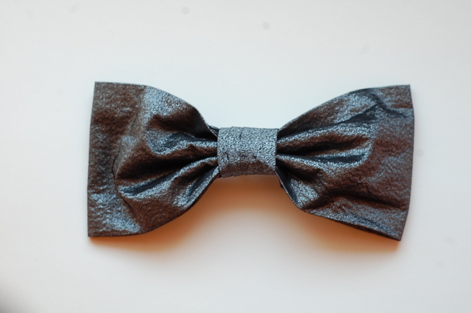 silver big bow hair clip