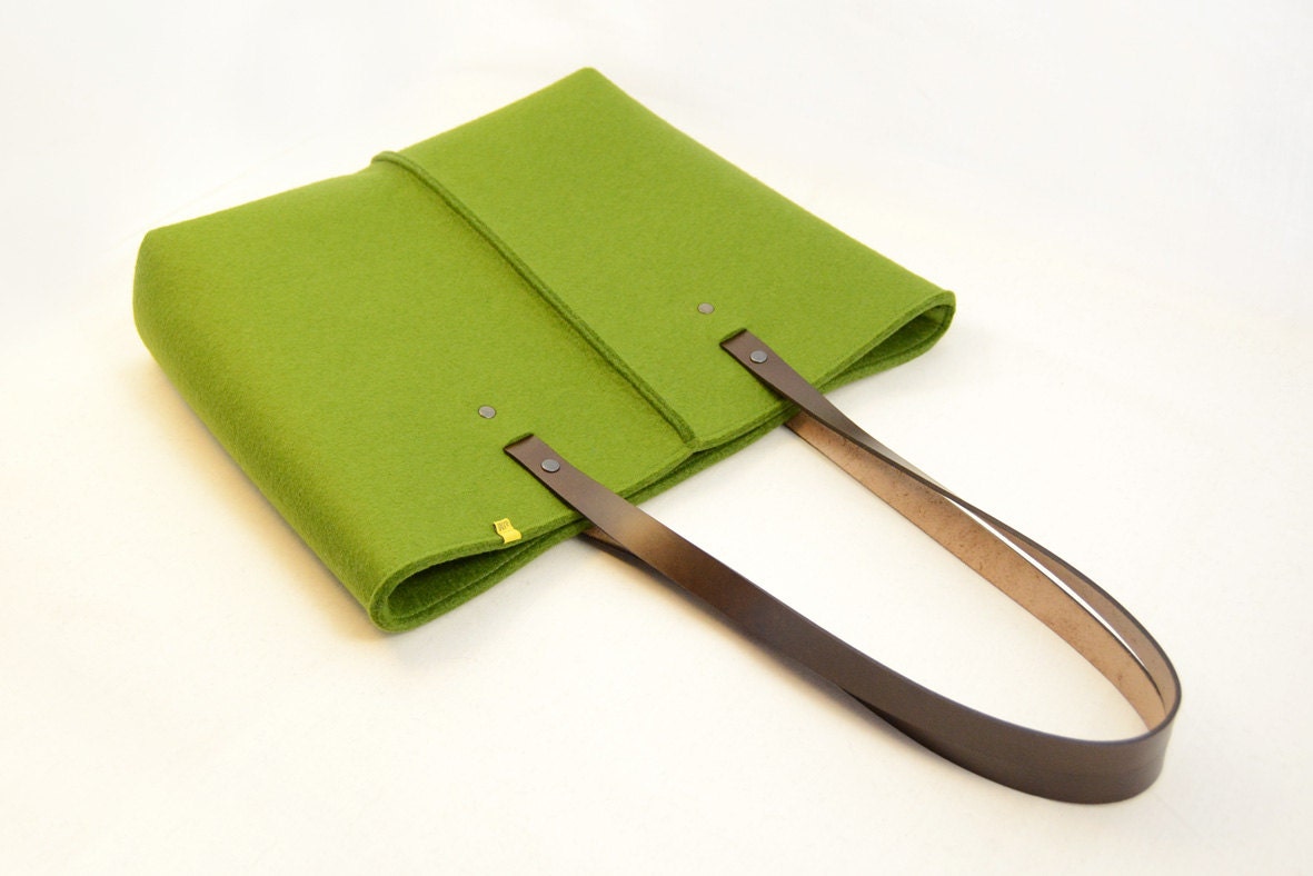 100% wool felt TOTE BAG with leather handles - green
