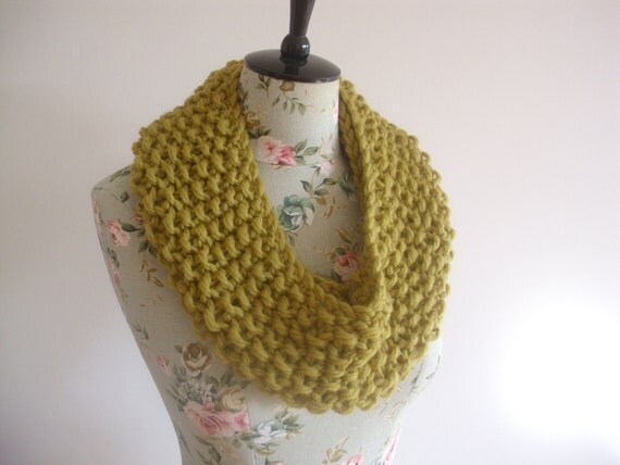 Super Chunky British Wool Cowl Hand Knit in UK Colour Pop Cowl Infinity Loop Scarf Choice of 9 Colours