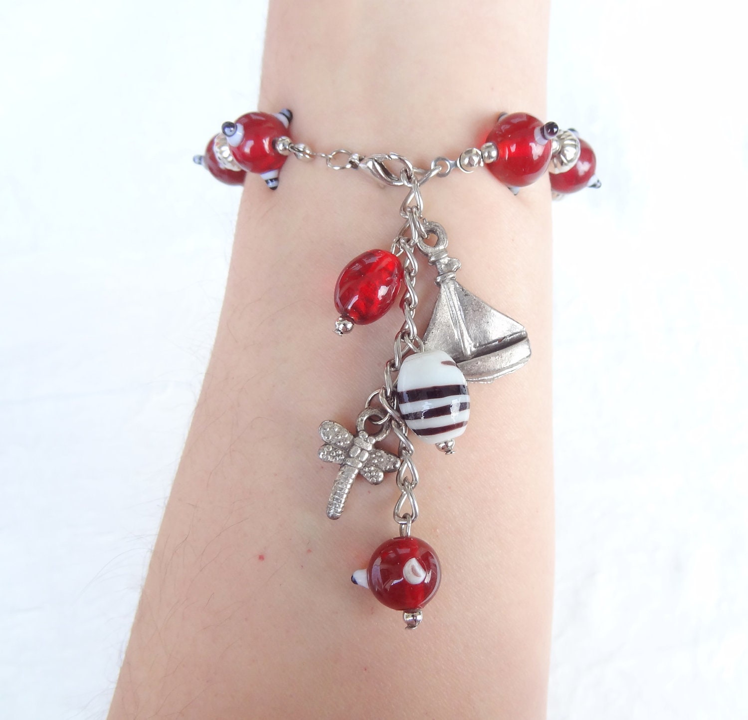Red & White Bracelet,  Red White Glass Beads Bracelet , Feminine, Handmade, OOAK, Christmas,
