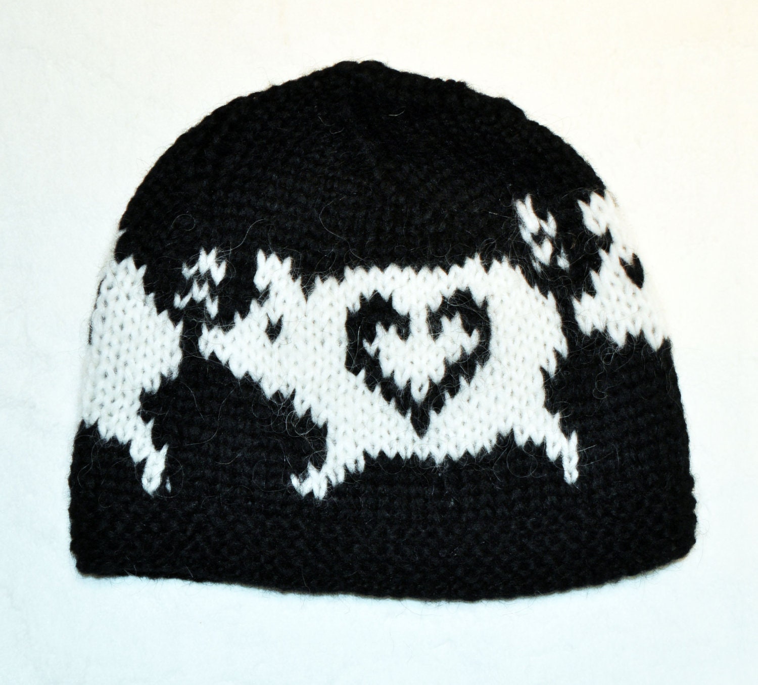 Handknitted unisex Nordic Christmas pig, woolen hat/cap made out of 100% pure Icelandic lambs wool, ready to ship