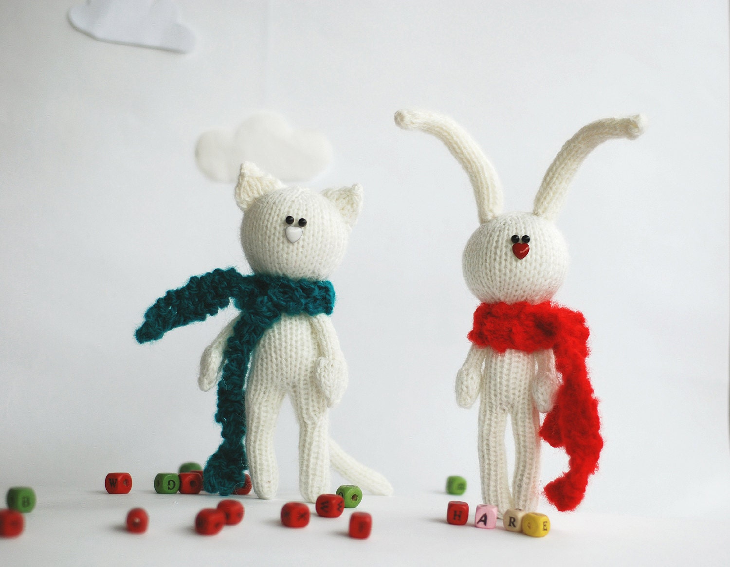 White rabbit in the red scarf  and White cat in the dark green scarf - knitting pattern