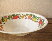 Vintage salad bowl - Serving bowl with colorful vegetables