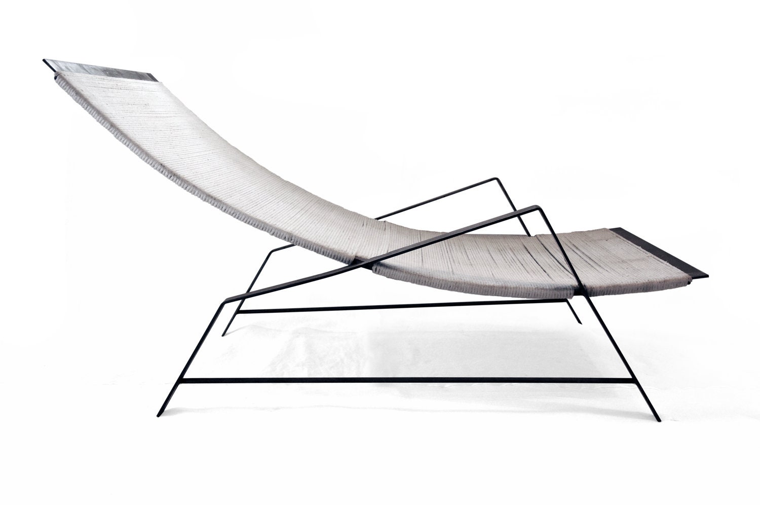 MOO.LESS - modern steel and cotton corded lounge chair