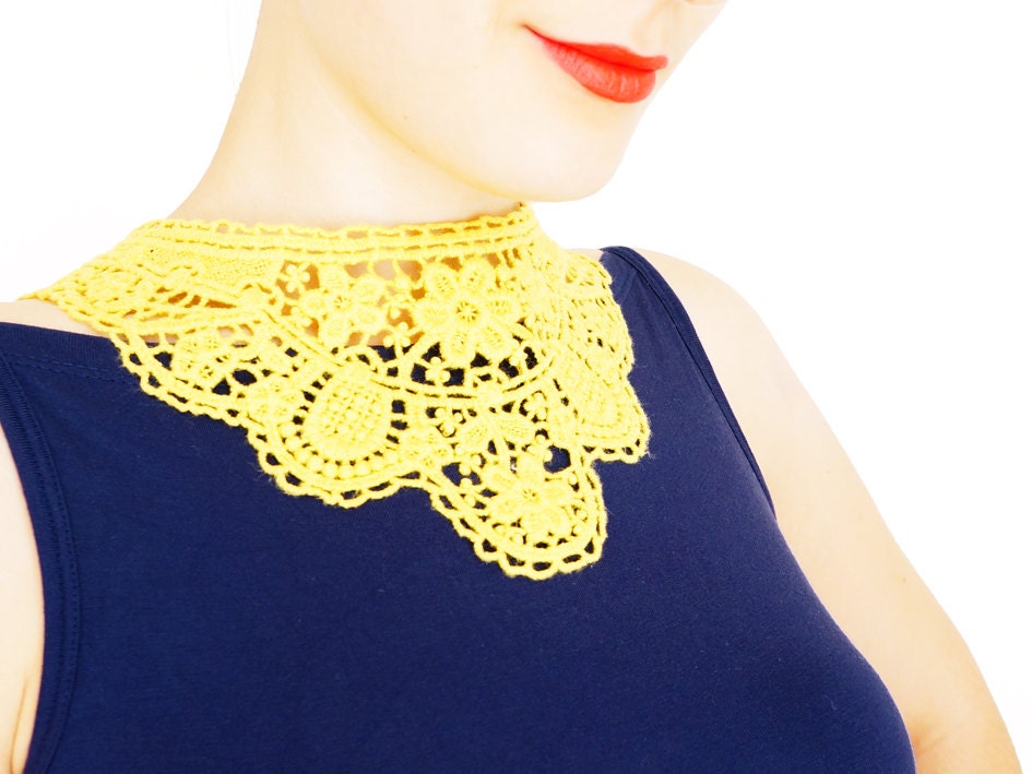 Leresia // Handmade Yellow Crochet Cotton Lace Collar Necklace Applique Blouse Accessories