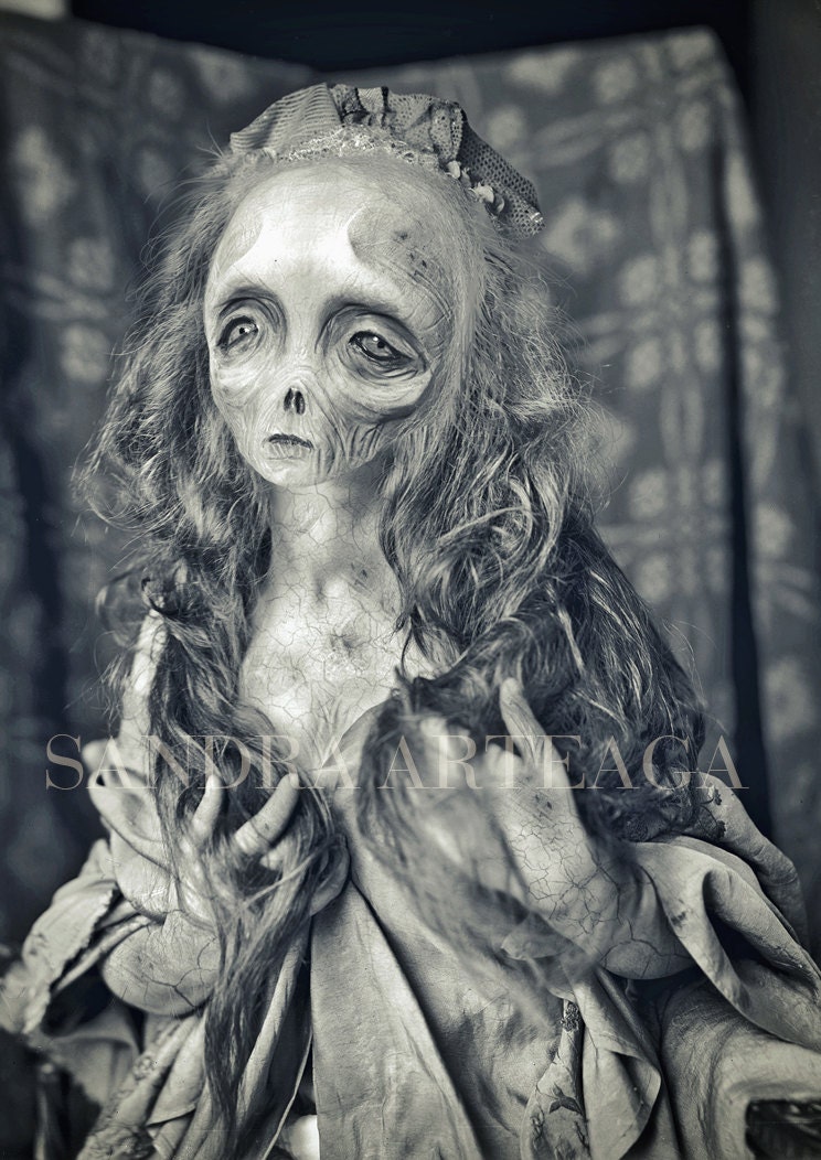 Constance  -Halloween- lustre print  size A4 ( 8.3 in x 11.7 in ) corpse bride witch zombie art doll black white  ghost lady haunted