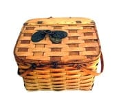 Vintage Picnic Basket Oak Splints Antique Pie Grate 1930s Pie Carrier