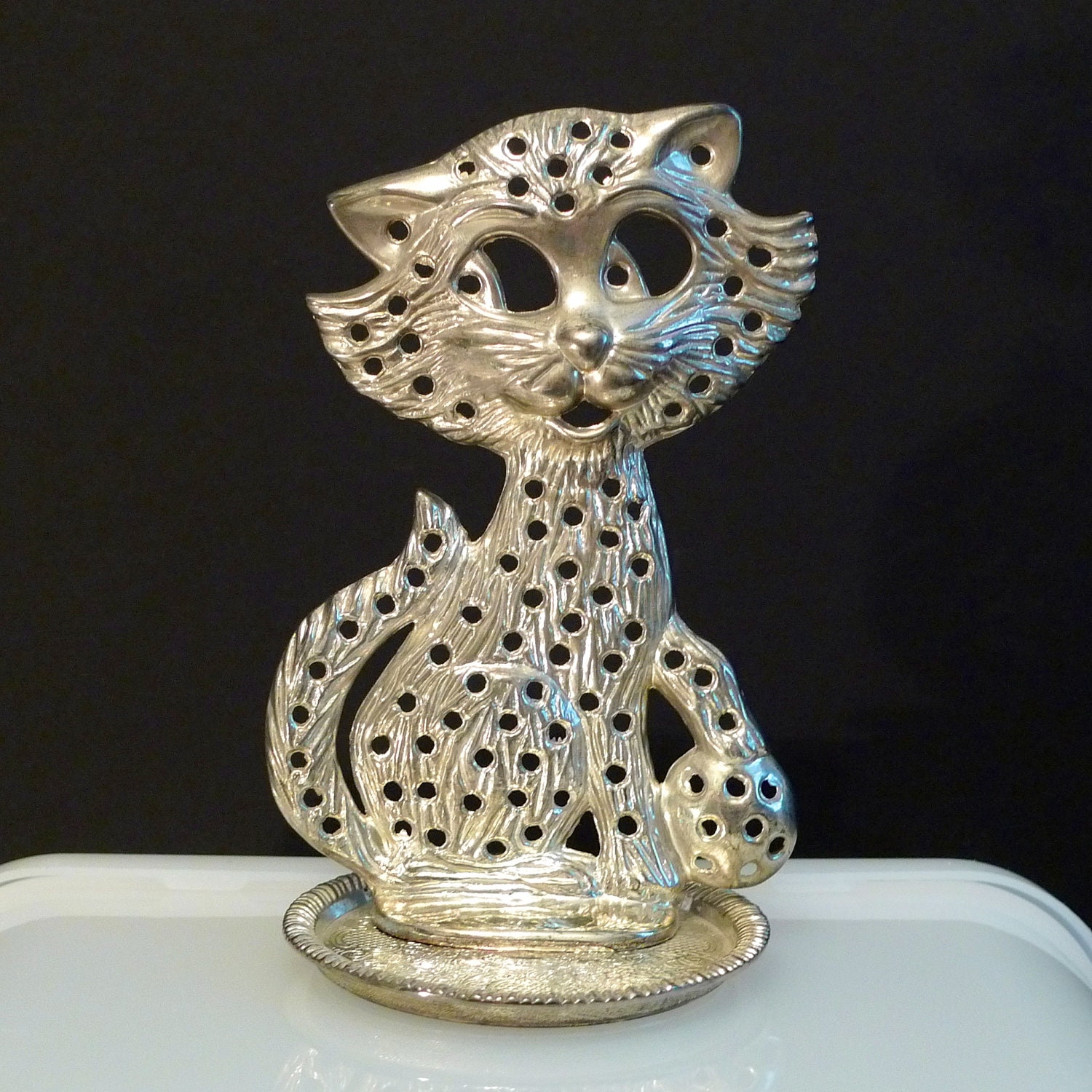 Earring Tree Earring Stand Silverplated Earring Holder Vintage Kitten Cat with Ball Display Jewelry Collection FREE SHIPPING 60's 70's - plattermatter2