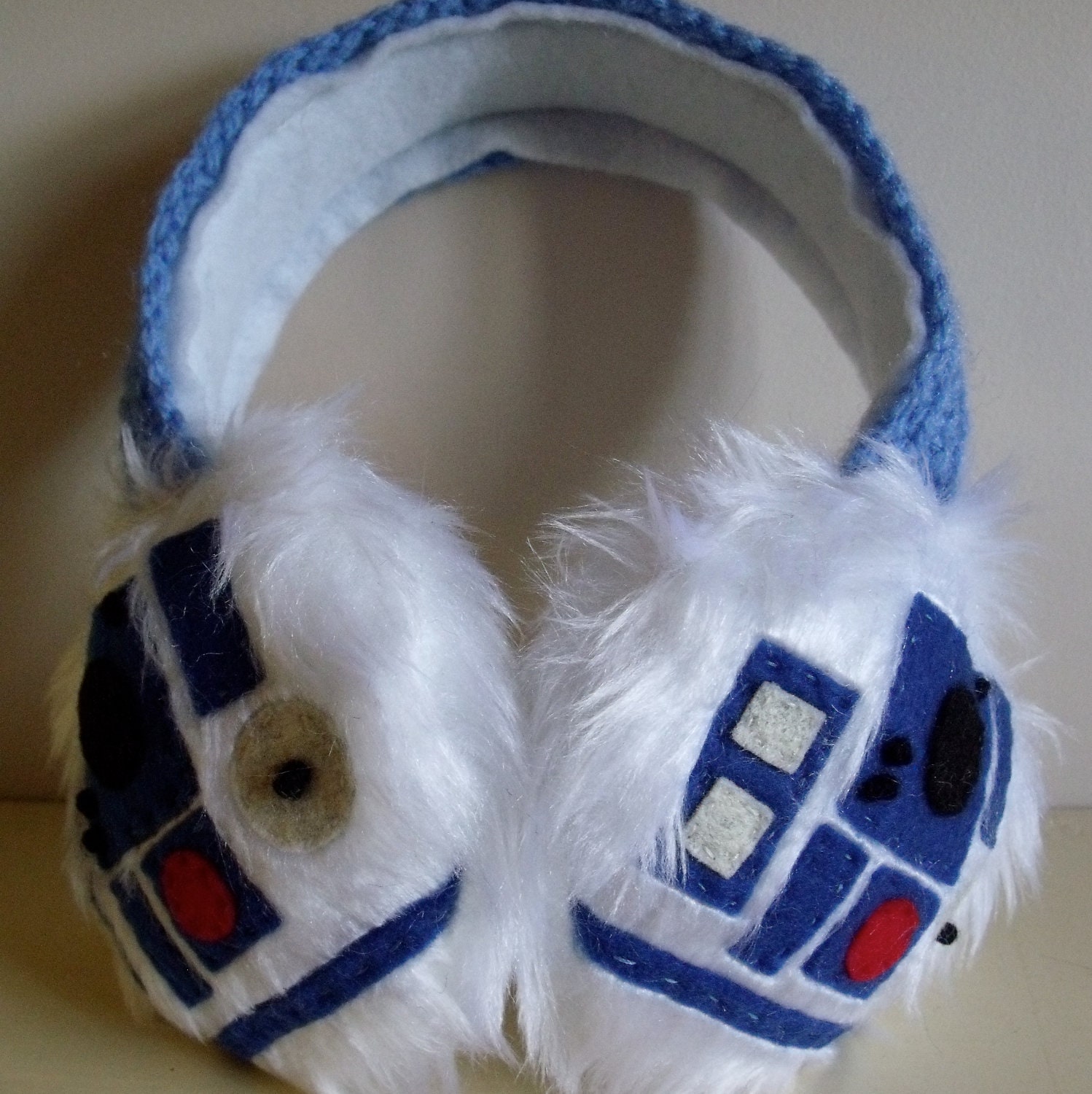 R2-D2 Earmuffs - Star Wars - Earmuff - Ear Muffs - Plush - Plushie
