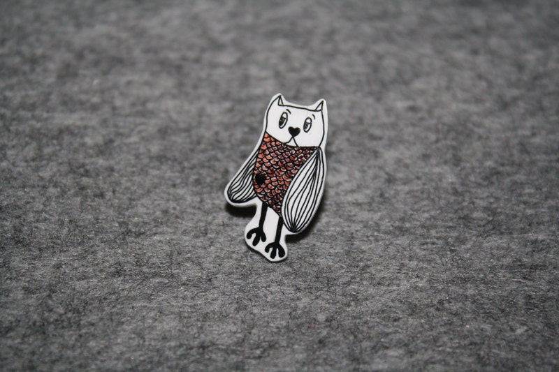 Eerin the Owl, brooch