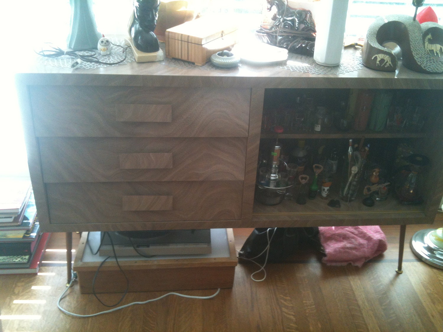 Mid century blonde oak wood Credenza, dresser, 3 drawer, 2 shelves, no glass storage bar display