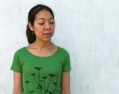 Womens T shirt - Green Queen Annes Lace - Organic Cotton - S M L XL