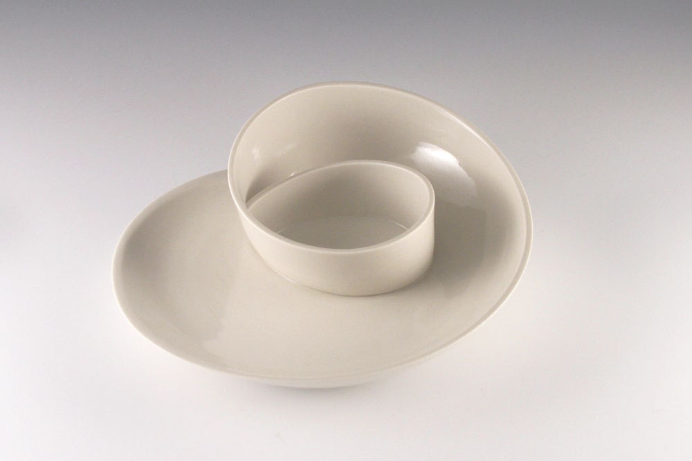 Serving Plate - Whirl Serving Plate No. 22 - Porcelain