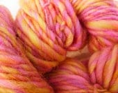 Handspun Yarn Handdyed Wool Merino PINK LEMON 91yds 2.4oz 8wpi aspenmoonarts knitting