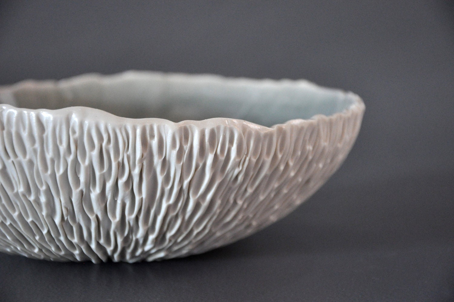Grey Sky Large Geode Textured Bowl - White Porcelain Ceramic Serving Dish Modern Centerpiece