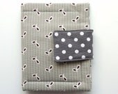 Bifold wallet in grey tones